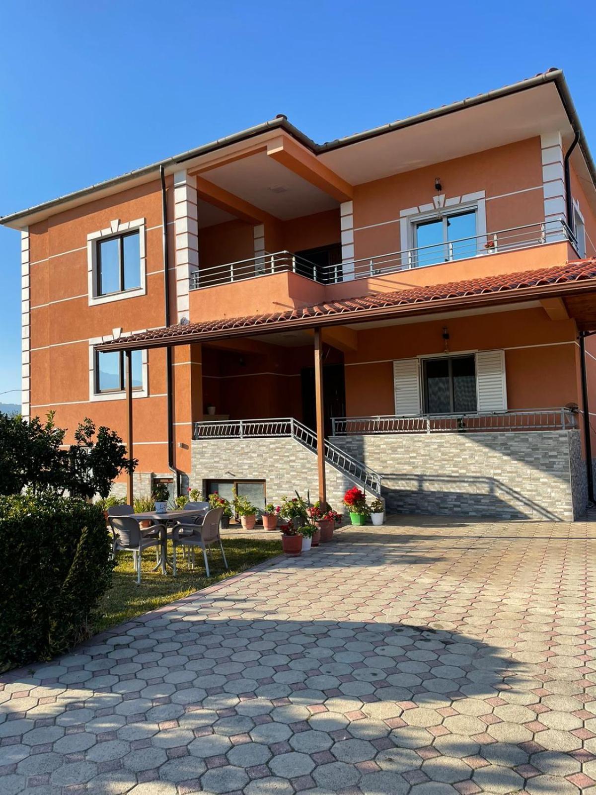 Harmony Villa Berat Kültér fotó